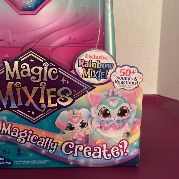 *SAME DAY SHIP* Magic Mixies RARE RAINBOW Magical Misting Cauldron - New - Picture 2 of 9